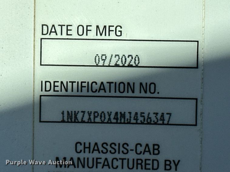 image for item KT9112 2021 Kenworth T880  dump truck