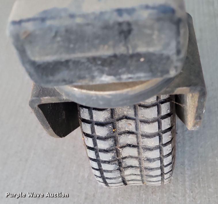 image for item KT9966 Titan PowerLinr 6955  line painter