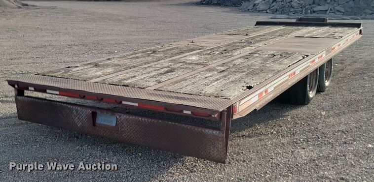 image for item KT9974 1989 Trail King TKT24-2400  tilt deck equipment trailer