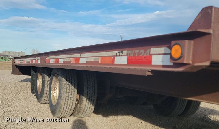 image for item KT9974 1989 Trail King TKT24-2400  tilt deck equipment trailer