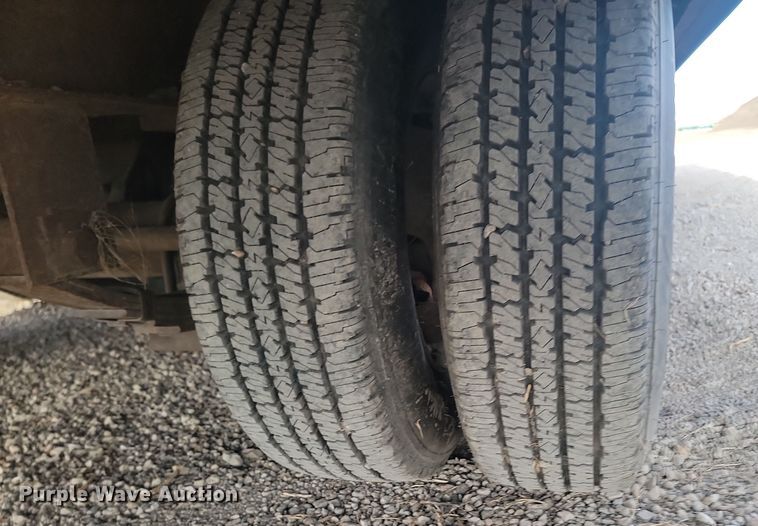 image for item KT9974 1989 Trail King TKT24-2400  tilt deck equipment trailer