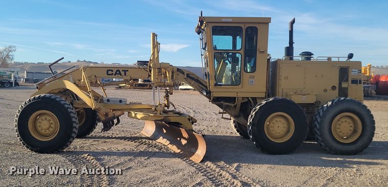 image for item KT9976 1985 Caterpillar 140G  motor grader