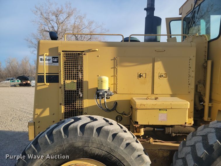 image for item KT9976 1985 Caterpillar 140G  motor grader