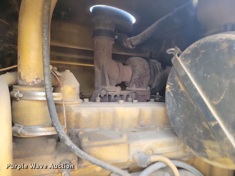 image for item KT9976 1985 Caterpillar 140G  motor grader