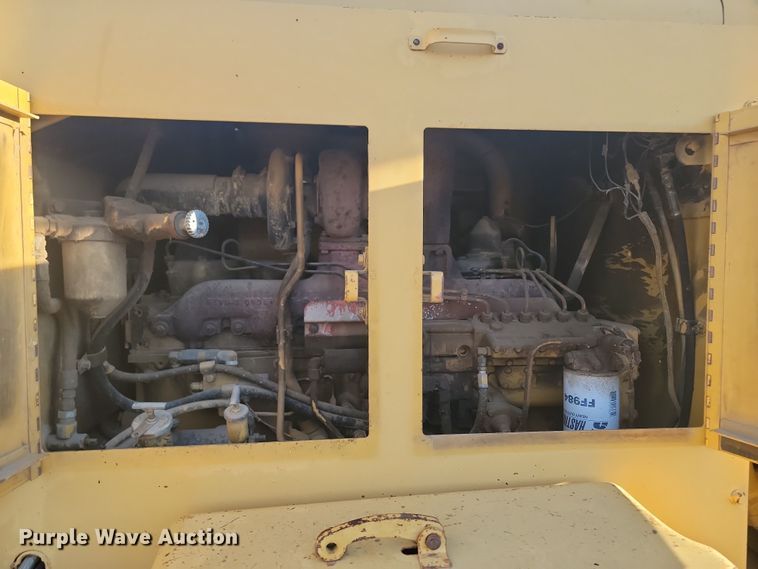 image for item KT9976 1985 Caterpillar 140G  motor grader