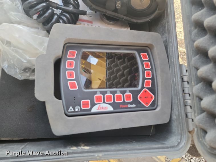 image for item KT9976 1985 Caterpillar 140G  motor grader