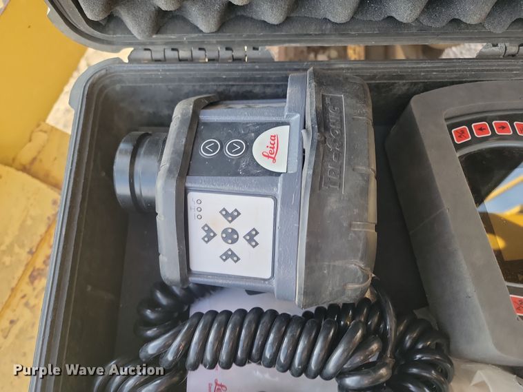 image for item KT9976 1985 Caterpillar 140G  motor grader