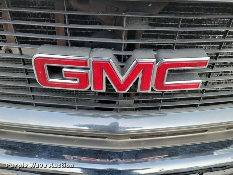 image for item KT9978 1998 GMC 1500  flatbed pickup truck