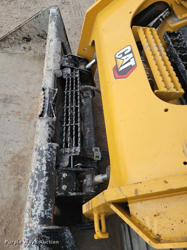 image for item KT9979 2021 Caterpillar 299D3XE  tracked skid steer loader