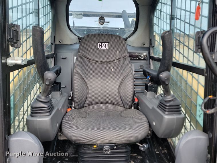 image for item KT9979 2021 Caterpillar 299D3XE  tracked skid steer loader