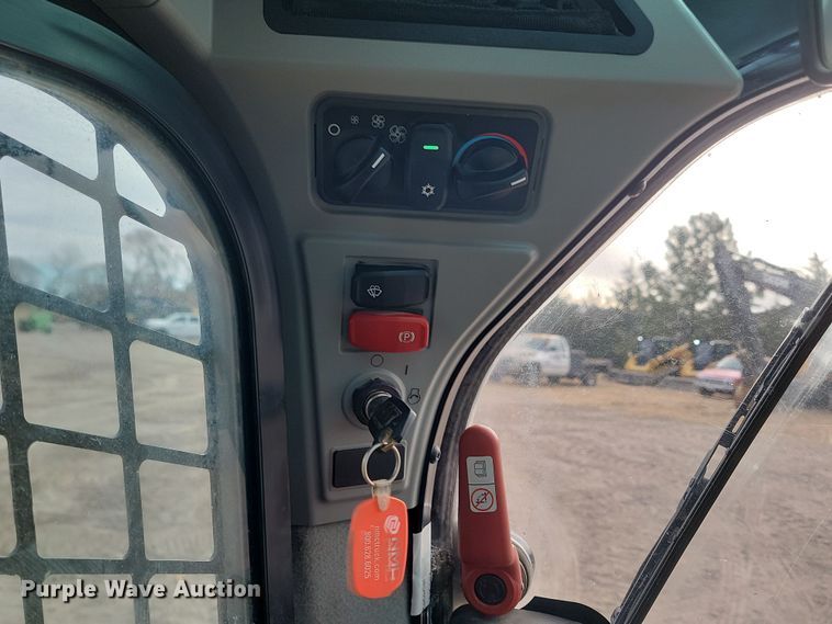 image for item KT9979 2021 Caterpillar 299D3XE  tracked skid steer loader