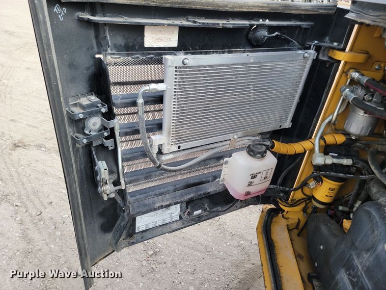 image for item KT9979 2021 Caterpillar 299D3XE  tracked skid steer loader