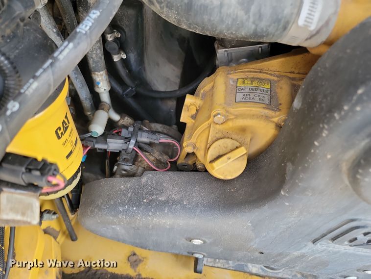 image for item KT9979 2021 Caterpillar 299D3XE  tracked skid steer loader