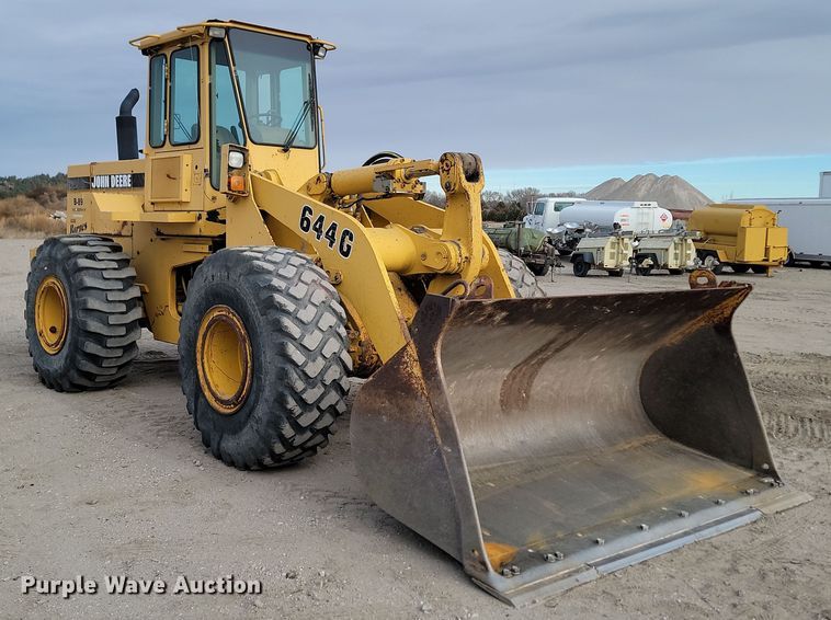 image for item KT9984 1995 John Deere 644G  wheel loader