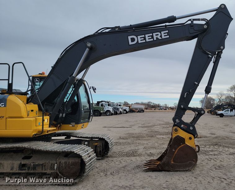 image for item KT9985 2018 John Deere 210G LC  excavator