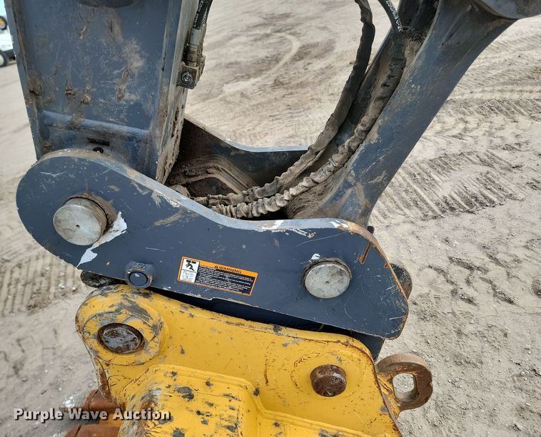 image for item KT9985 2018 John Deere 210G LC  excavator