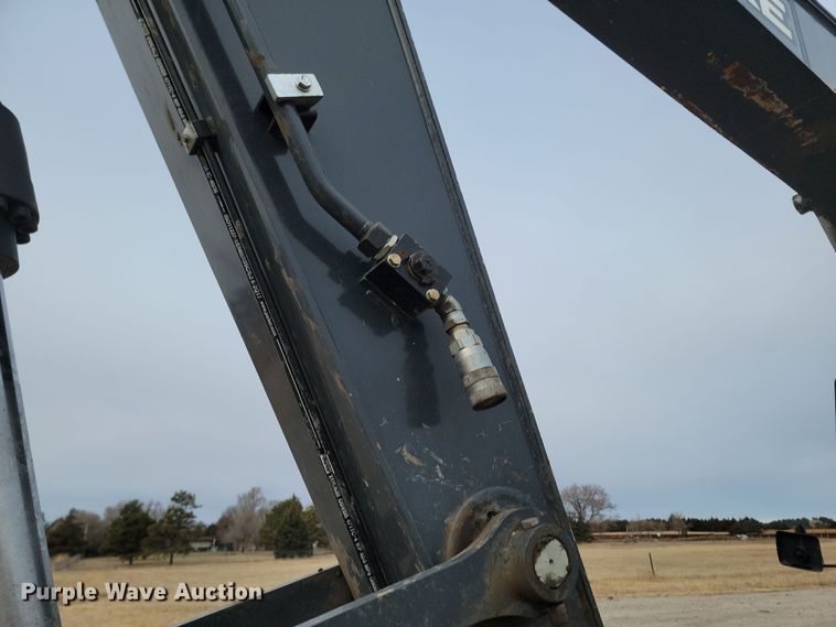 image for item KT9985 2018 John Deere 210G LC  excavator