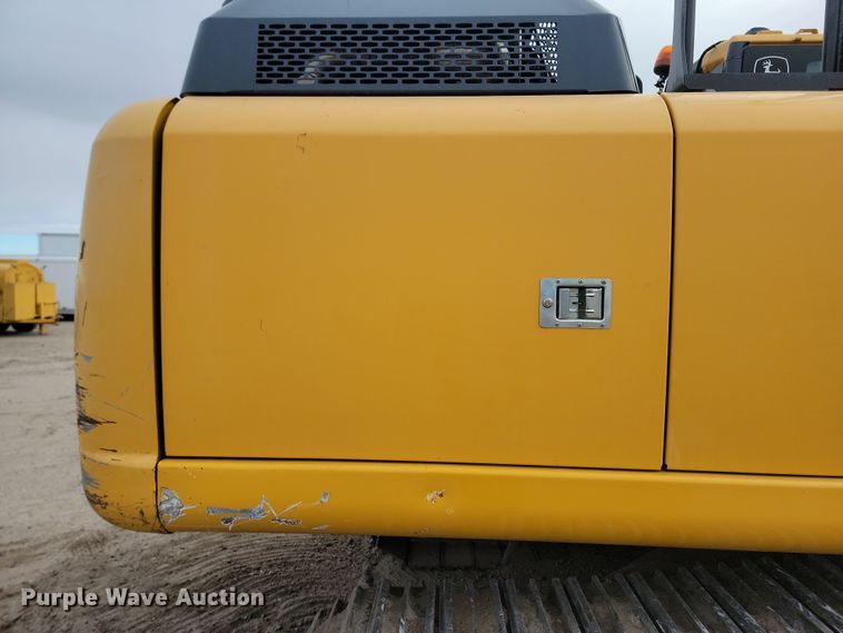 image for item KT9985 2018 John Deere 210G LC  excavator