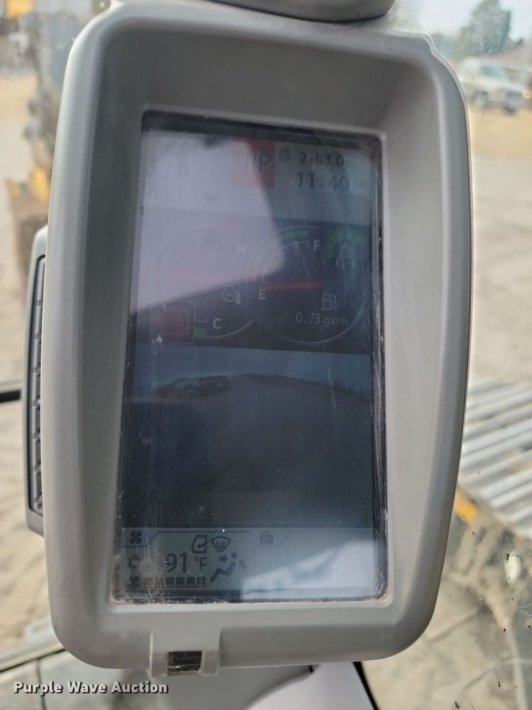 image for item KT9985 2018 John Deere 210G LC  excavator