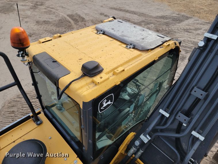 image for item KT9985 2018 John Deere 210G LC  excavator