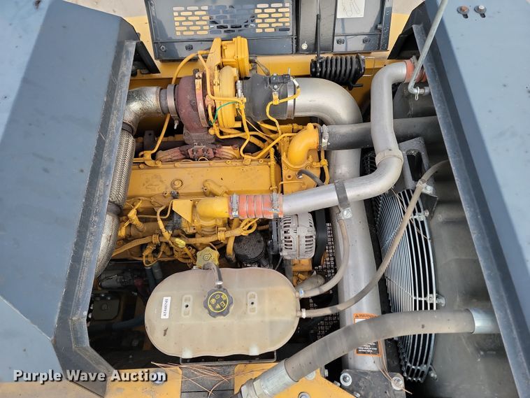 image for item KT9985 2018 John Deere 210G LC  excavator