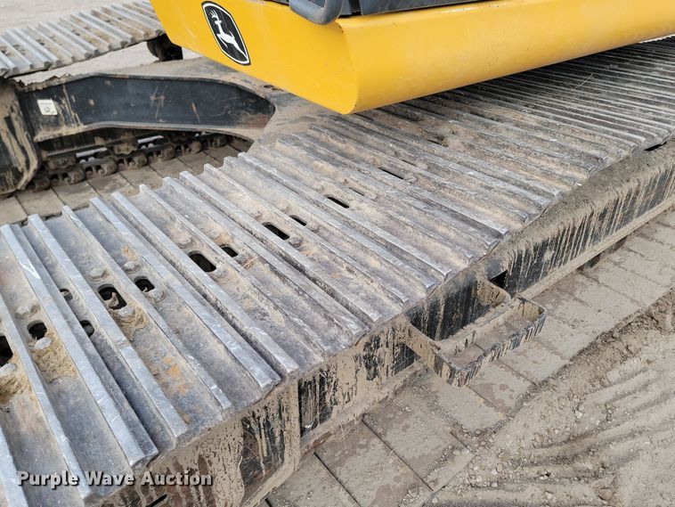 image for item KT9985 2018 John Deere 210G LC  excavator