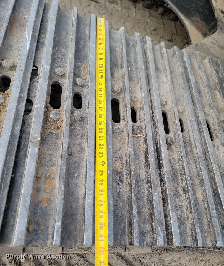 image for item KT9985 2018 John Deere 210G LC  excavator