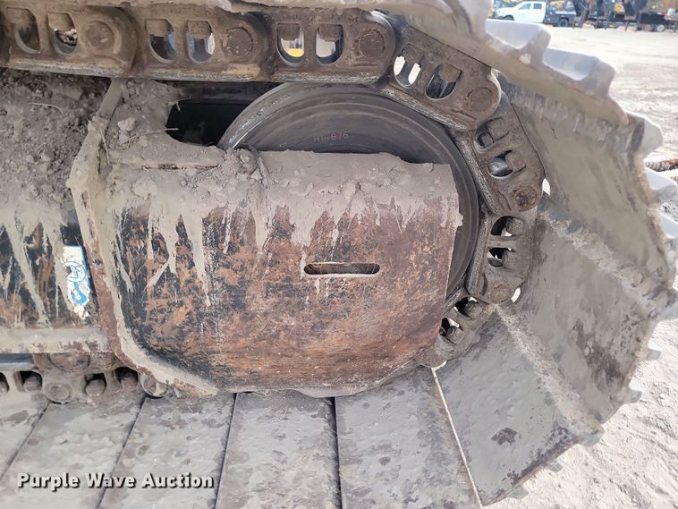 image for item KT9985 2018 John Deere 210G LC  excavator