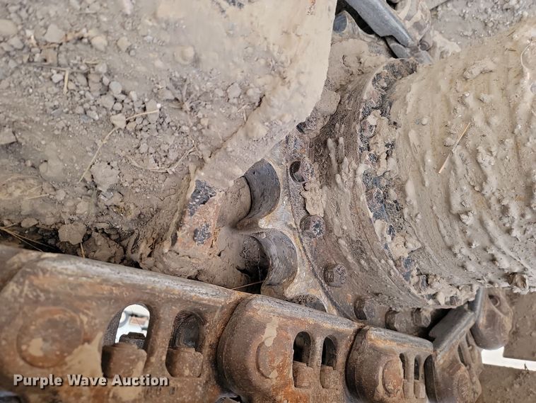 image for item KT9985 2018 John Deere 210G LC  excavator