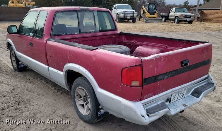 image for item KT9987 1994 Chevrolet S10  Ext. Cab pickup truck