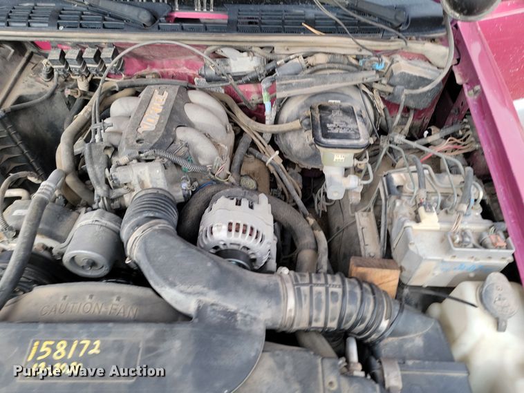 image for item KT9987 1994 Chevrolet S10  Ext. Cab pickup truck