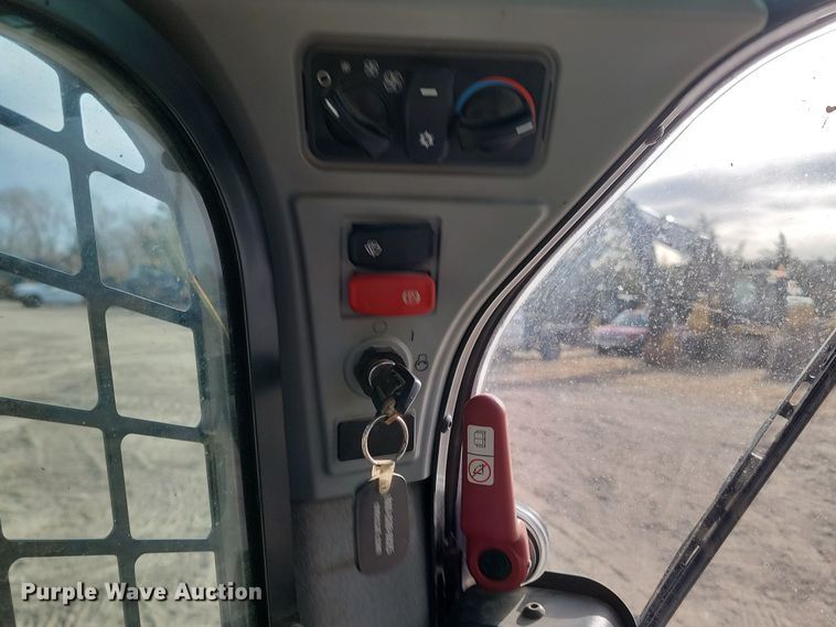 image for item KT9989 2022 Caterpillar 299D3XE  tracked skid steer loader