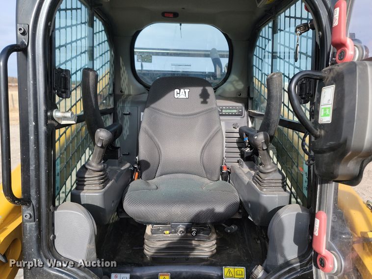 image for item KT9989 2022 Caterpillar 299D3XE  tracked skid steer loader