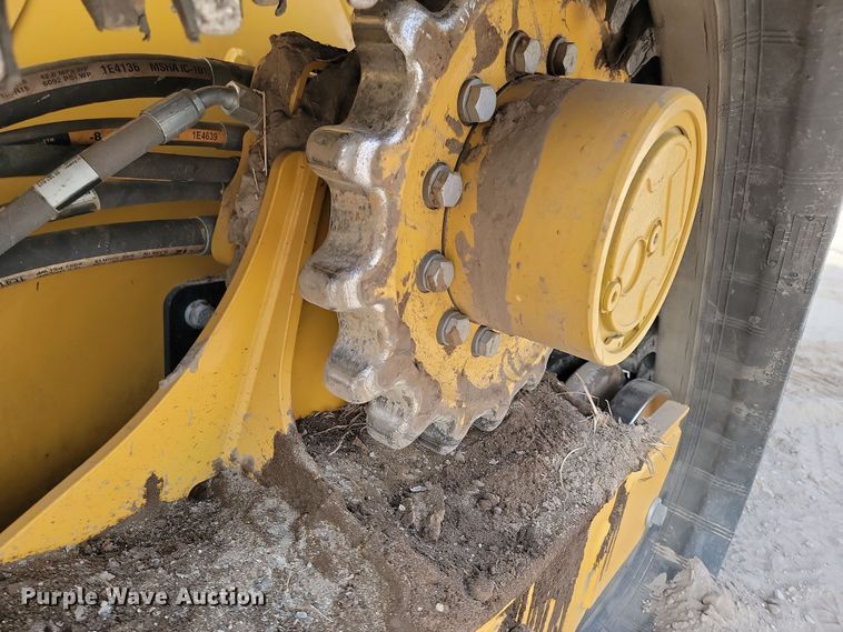 image for item KT9989 2022 Caterpillar 299D3XE  tracked skid steer loader