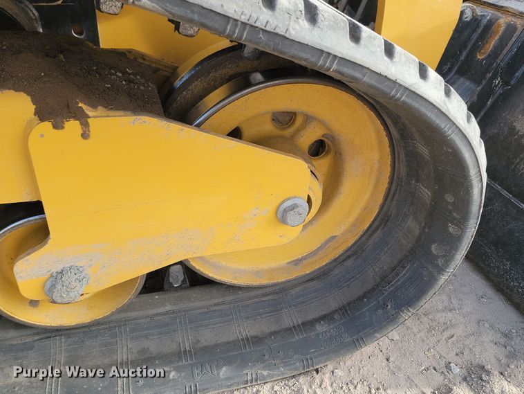 image for item KT9989 2022 Caterpillar 299D3XE  tracked skid steer loader