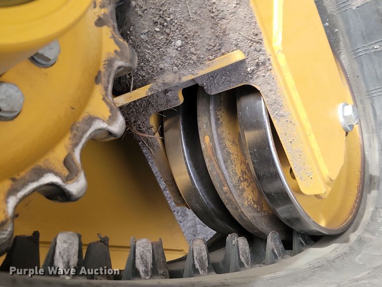 image for item KT9989 2022 Caterpillar 299D3XE  tracked skid steer loader