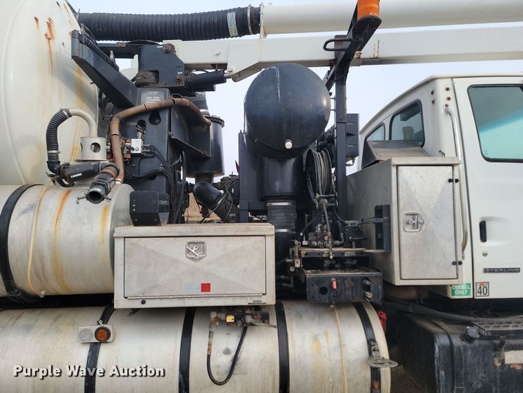 image for item KU9016 2003 Sterling LT7500  sewer jetter truck