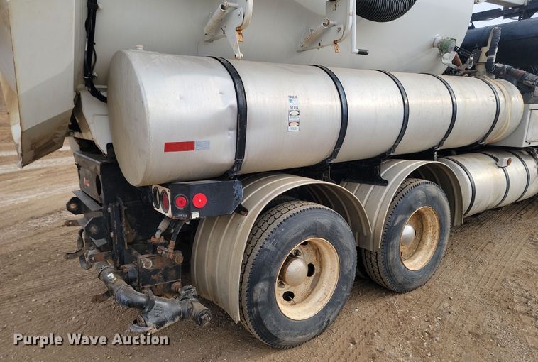 image for item KU9016 2003 Sterling LT7500  sewer jetter truck