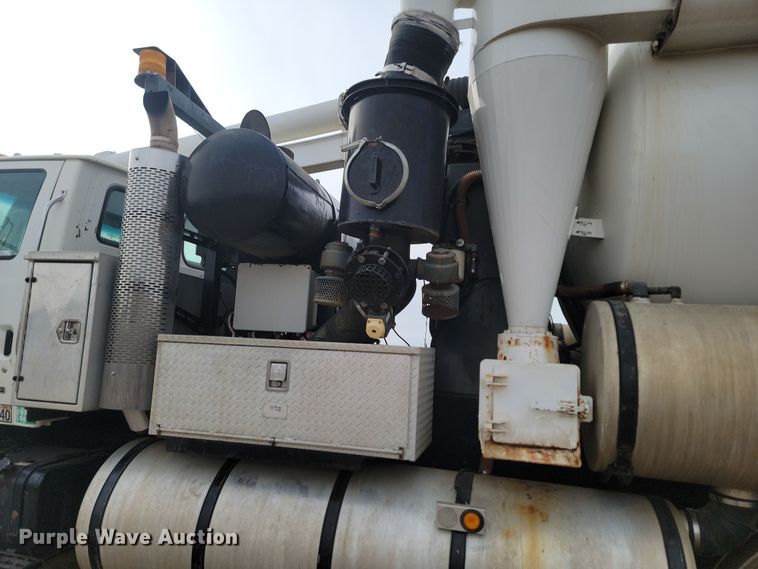 image for item KU9016 2003 Sterling LT7500  sewer jetter truck