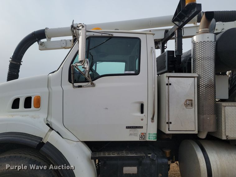image for item KU9016 2003 Sterling LT7500  sewer jetter truck
