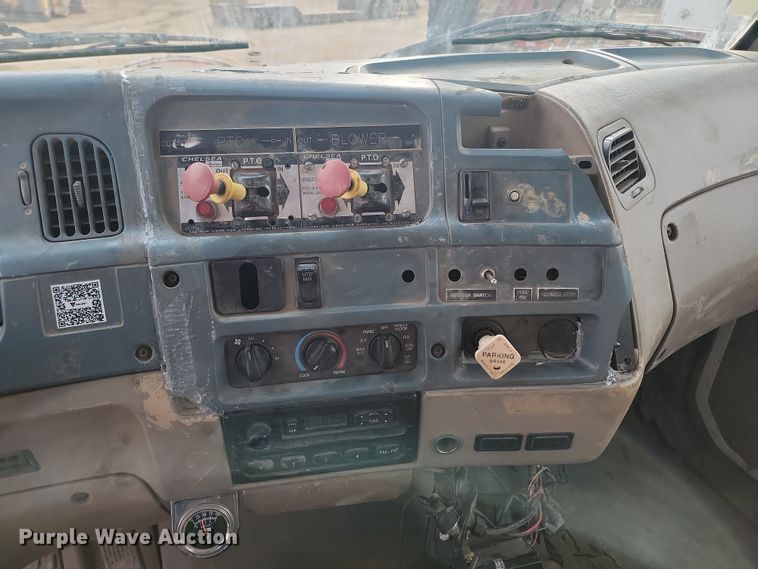 image for item KU9016 2003 Sterling LT7500  sewer jetter truck