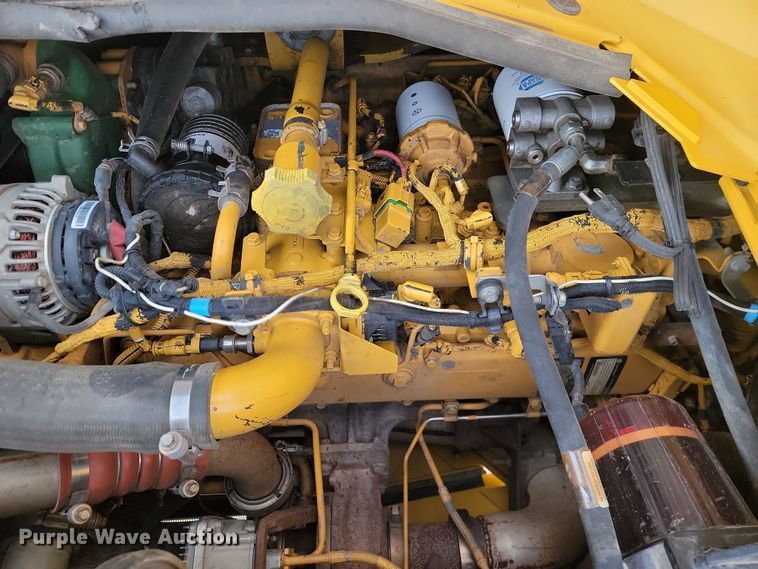 image for item KU9017 2014 John Deere 850K LGP  dozer