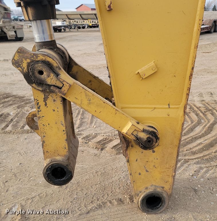 image for item KU9018 2004 Caterpillar 365BL  excavator