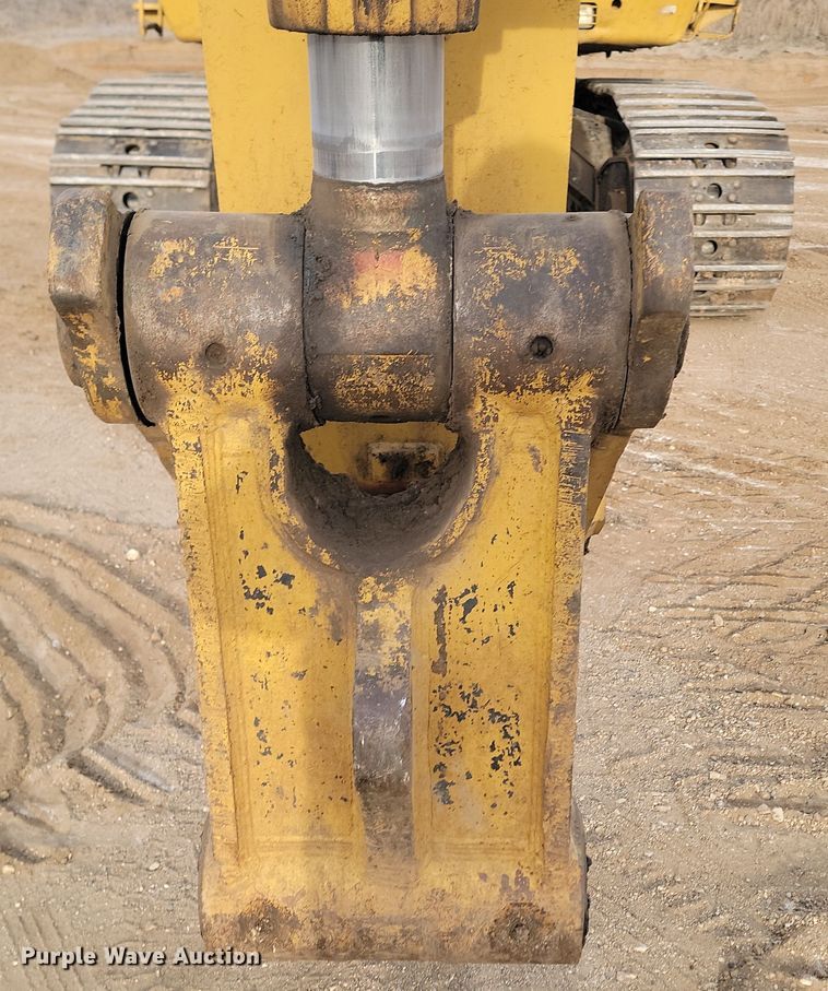 image for item KU9018 2004 Caterpillar 365BL  excavator