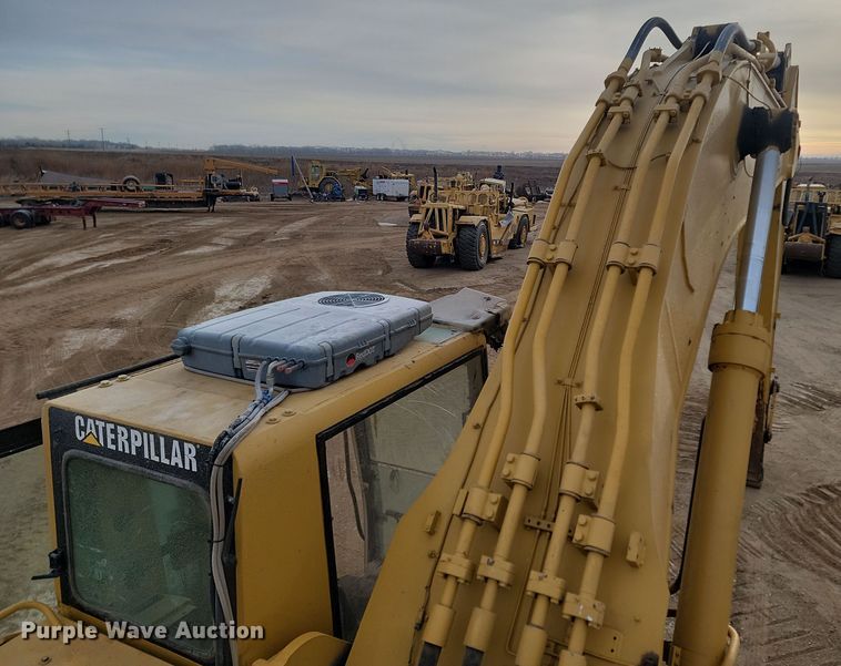 image for item KU9018 2004 Caterpillar 365BL  excavator