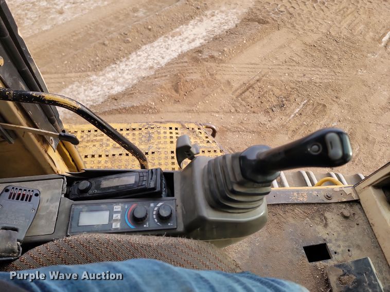 image for item KU9018 2004 Caterpillar 365BL  excavator