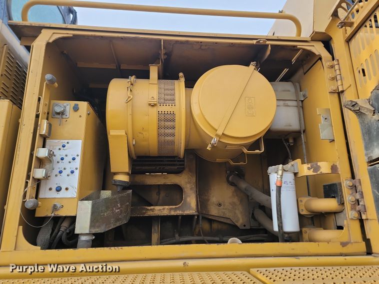 image for item KU9018 2004 Caterpillar 365BL  excavator