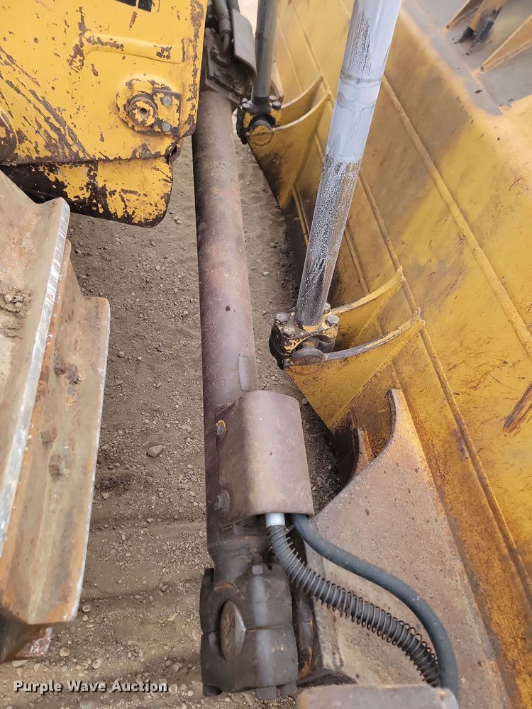 image for item KU9019 1999 Caterpillar D8N  dozer