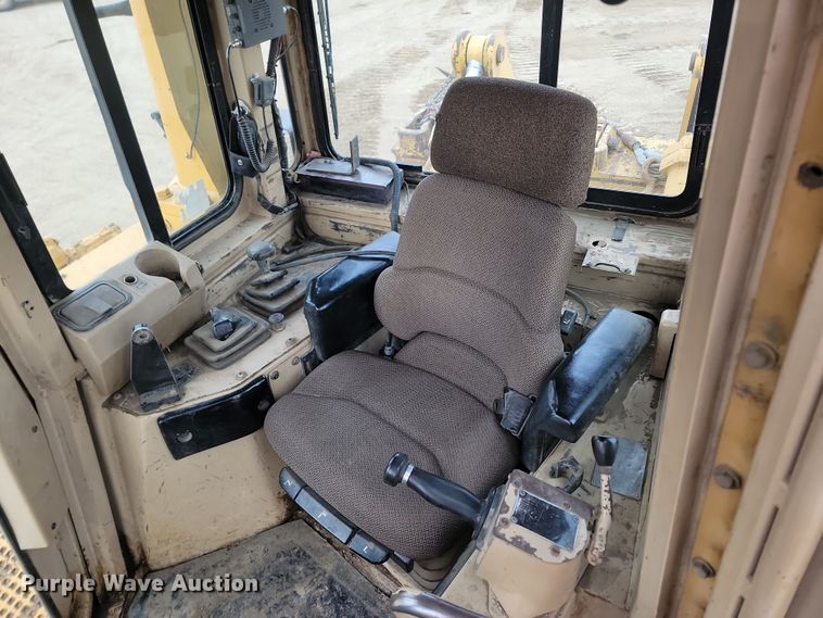 image for item KU9019 1999 Caterpillar D8N  dozer