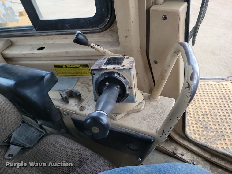 image for item KU9019 1999 Caterpillar D8N  dozer